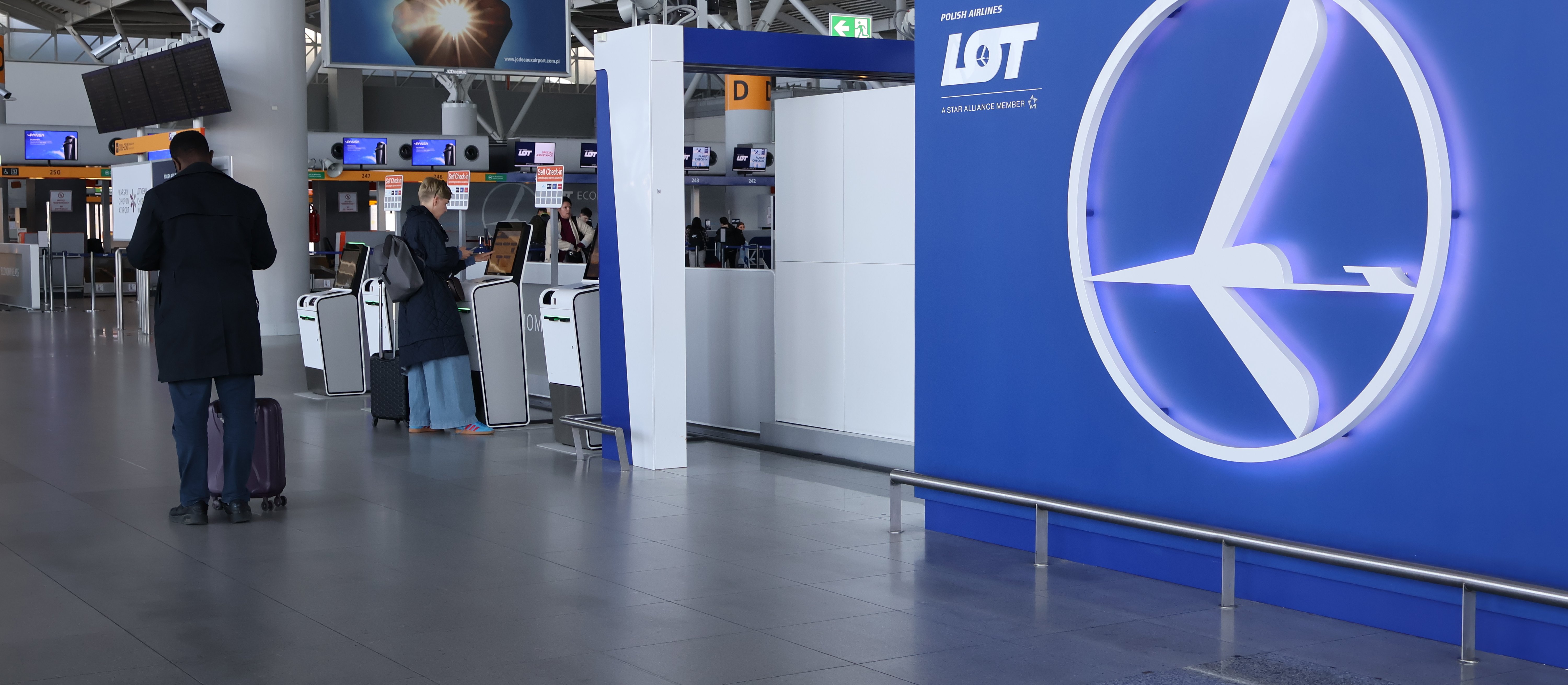 Lotnisko Chopina miało w kwietniu prawie 2 mln pasażerów. „Rośniemy mimo trudności”