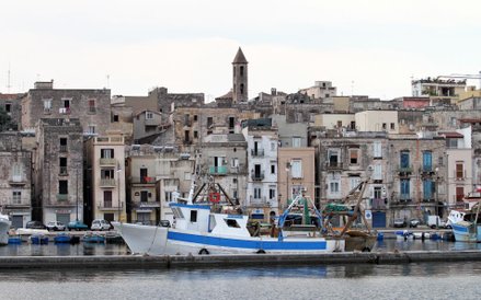 Tarent sprzedaje domy za 1 euro