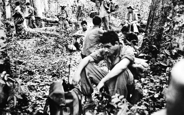 Pod Dien Bien Phu wojska francuskie znalazły się w potrzasku, odcięte od jakiejkolwiek pomocy