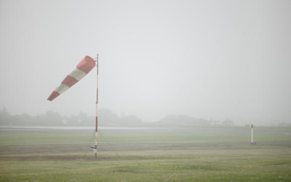 Problemy z mgłą na krakowskim lotnisku