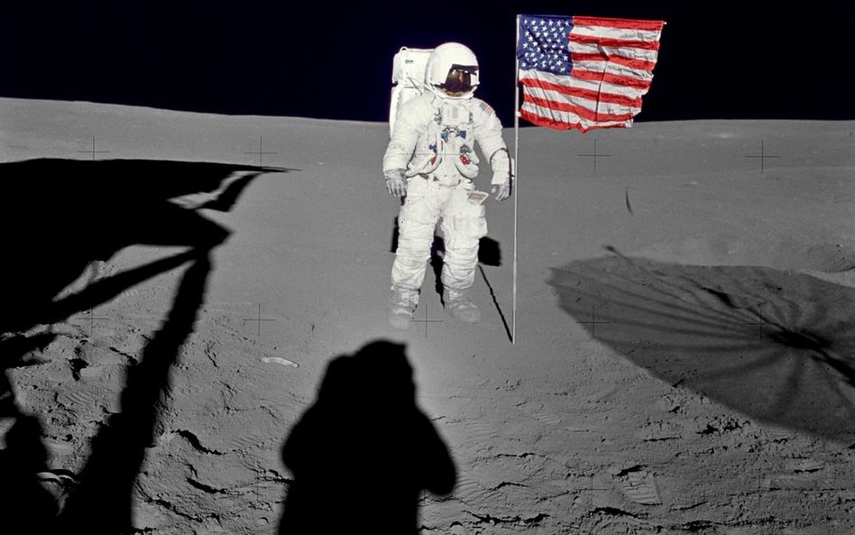 5 lutego 1971, człowiek po raz trzeci stanął na srebrnym globie