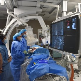 Urządzenie zwiększa precyzję i bezpieczeństwo zabiegów wewnątrznaczyniowych, pozwala ograniczyć dawk