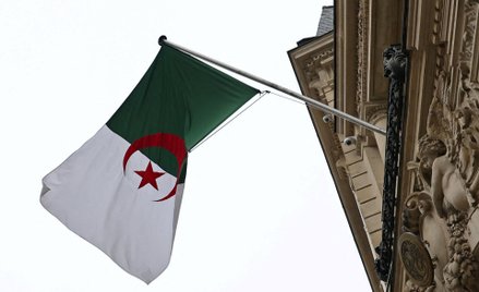 Algieria zerwała stosunki dyplomatyczne z ZEA