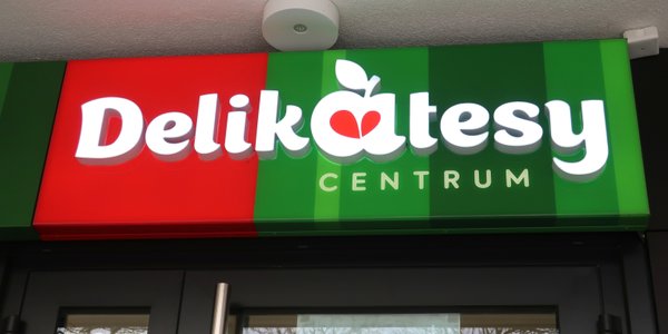 Delikatesy Centrum to close up to 150 stores as Eurocash cuts back