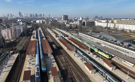 Siedem peronów na stacji Warszawa Wschodnia zostanie zmodernizowanych i zadaszonych