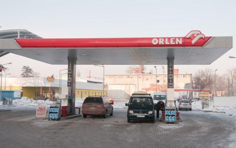 Zysk netto Orlen w 2010 r. wzrósł o 90 proc.