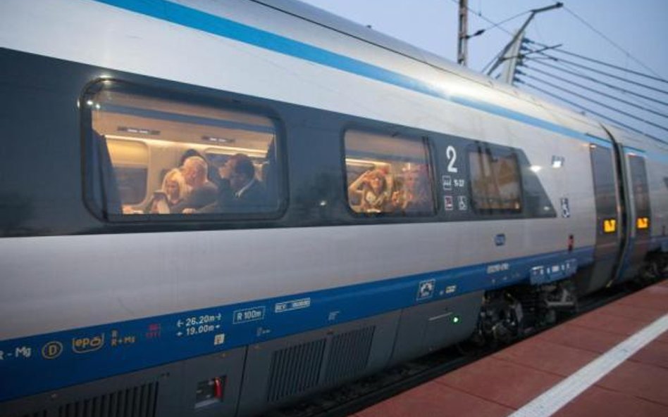 Franciszek Longchamps de Bérier: Z prawem nie może być jak z pendolino