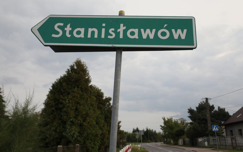 Miejscowość Stanisławów w gminie Baranów w województwie Mazowieckim, gdzie ma powstać CPK