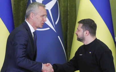 Sekretarz generalny NATO Jens Stoltenberg i prezydent Ukrainy Wołodymyr Zełenski