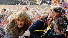 „Czy mnie słychać?”, reż. Bradley Cooper, dystr. Disney