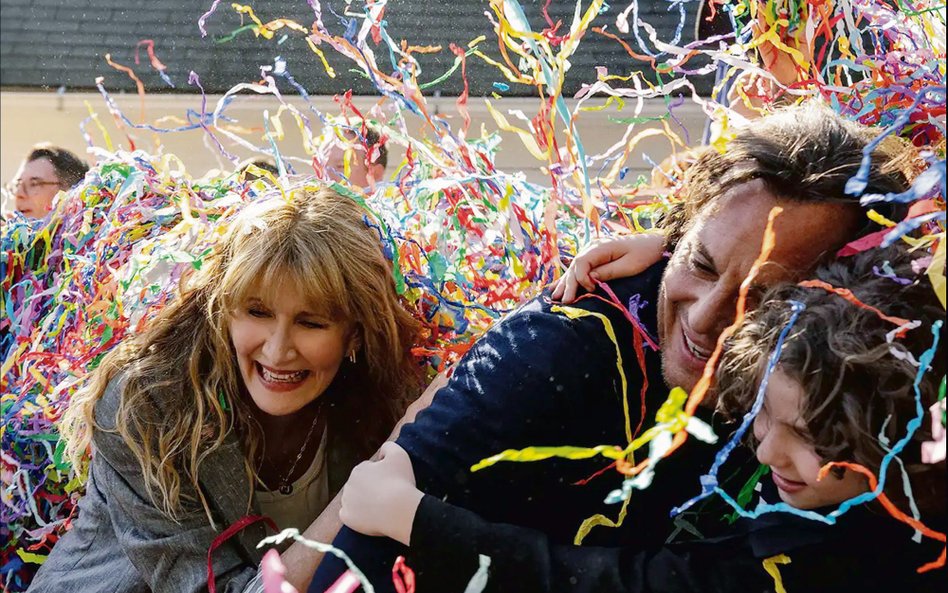 „Czy mnie słychać?”, reż. Bradley Cooper, dystr. Disney