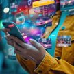 Ułatwiają nam życie i przejmują nad nim kontrolę. Groźba czai się w smartfonie