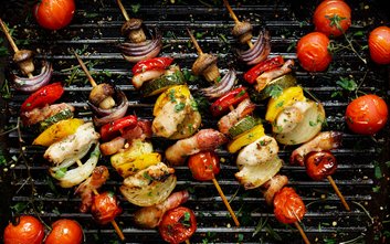 Zarząd Zieleni zachęca do grillowania w domu lub nad Wisłą