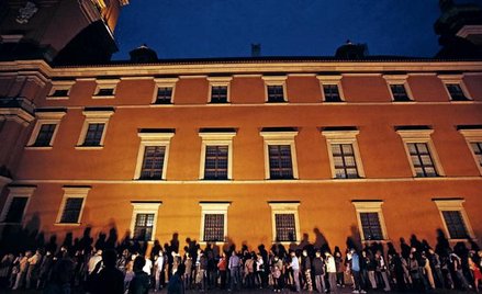 Noc Muzeów przyciąga tysiące nocnych marków