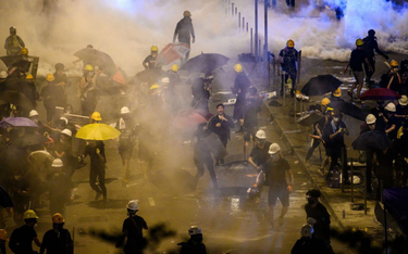 Hongkong: Policja usunęła protestujących z parlamentu