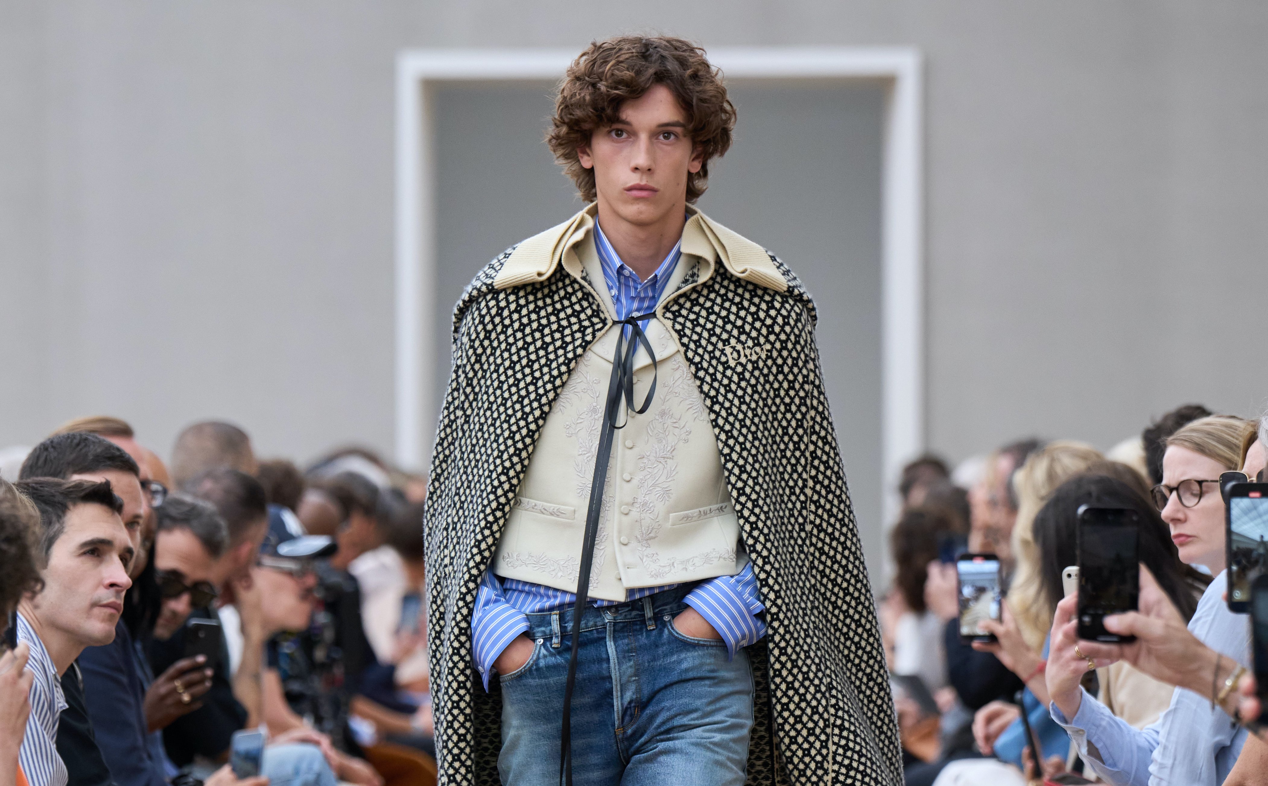 Jonathan Anderson w nowej roli. Debiutancka kolekcja dla domu mody Dior