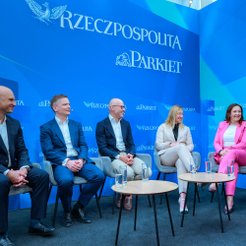 Uczestnicy debaty „E-commerce 2026: Autonomiczni agenci, niewidzialne płatności i nowa definicja doś