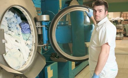 Pralnia zapłaci za suknię, ale nie za zmarnowany sylwester - wyrok Sądu Okręgowego