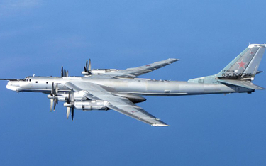 Rosyjskie bombowce Tu-95 u wybrzeży Alaski