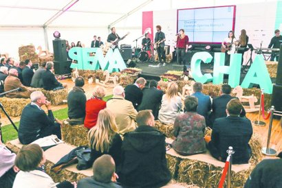 Występ wychowanków Siemachy podczas otwarcia Centrum Sportów Konnych