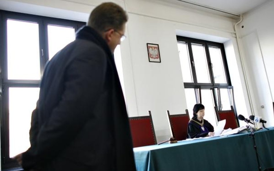 Fikcyjna przyczyna redukcji często zaprowadza pracodawcę do sądu