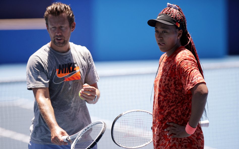 Pod okiem Wima Fissette’a Naomi Osaka (z prawej) wygrała US Open (2020) i Australian Open (2021)
