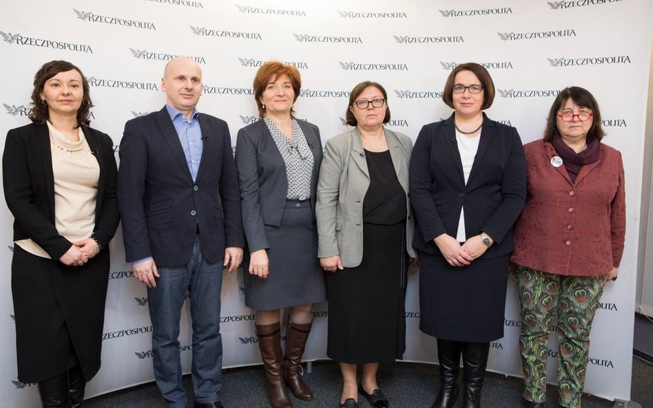 Uczestnicy debaty "Praktyka, edukacja i świadomość". Od lewej: Justyna Pożrowska, Norbert Kusiak, Ja