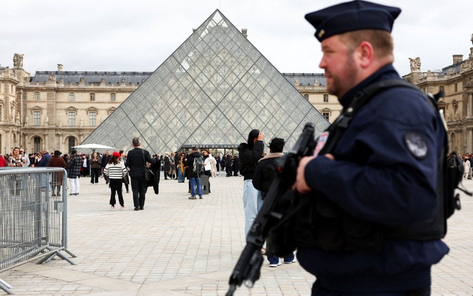 Po włamaniu do Luwru wzmocniono środki bezpieczeństwa we wszystkich kluczowych instytucjach kultury 