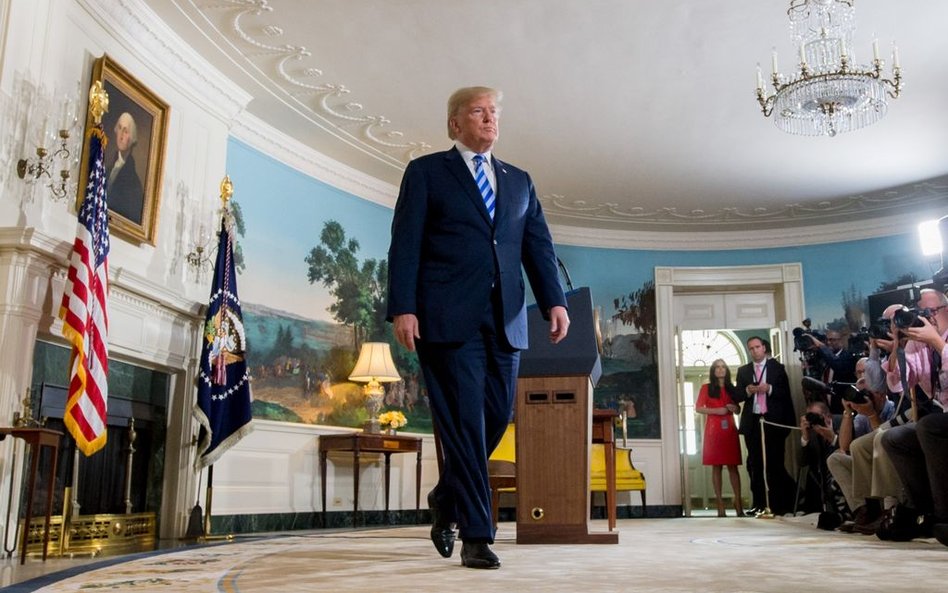 Sondaż: Trump postąpił wbrew woli Amerykanów