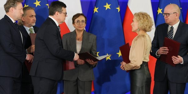 Eksperci dla „Rzeczpospolitej” o skutkach sejmowego ślubowania sędziów TK