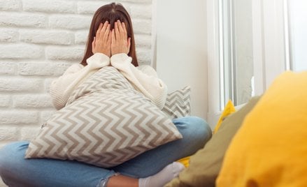Naukowcy badają temat przewlekłych, długo utrzymujących się objawów COVID-19