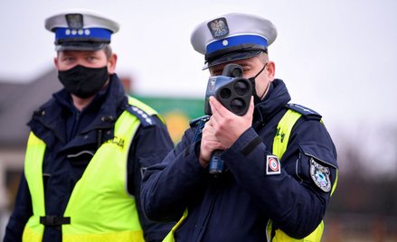 Już miliard złotych warte są mandaty wymierzone w tym roku przez policję. To efekt nowych wysokich k