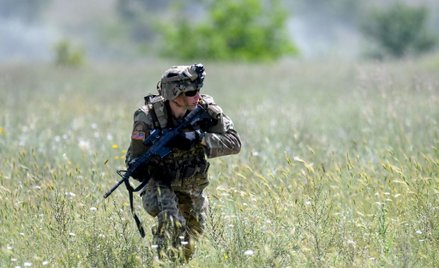 Pentagon emituje więcej gazów cieplarnianych niż Portugalia