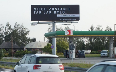 Billboardy „Sprawiedliwe sądy" psuły wizerunek Polski - orzeczenie sądu ws. Polskiej Fundacji Narodowej