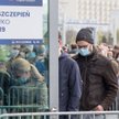 Z danych przedstawionych przez rząd wynika, że do 8 czerwca co najmniej jedną dawką zaszczepiło się 