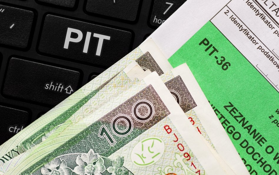 Sprzedaż biura bez PIT? Po wycofaniu z firmy musimy zaczekać sześć lat