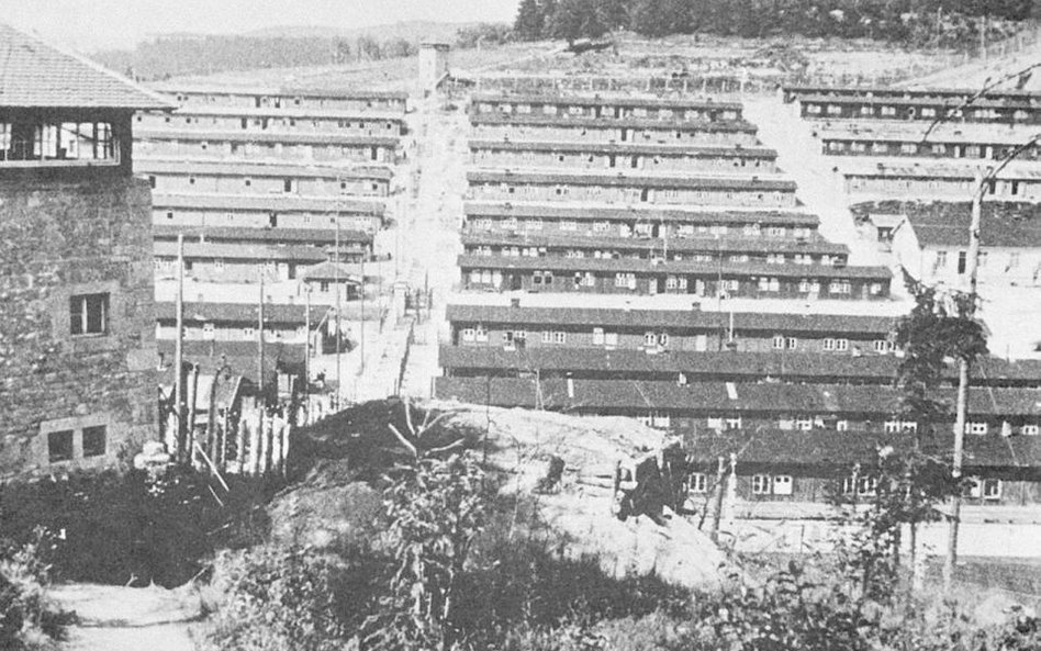 Widok ogólny KL Flossenbürg po wyzwoleniu przez armię USA w kwietniu 1945