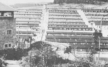 Widok ogólny KL Flossenbürg po wyzwoleniu przez armię USA w kwietniu 1945