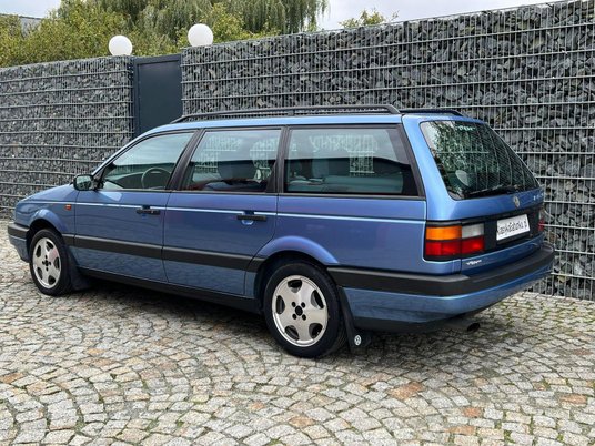 To nadal komfortowy samochód oferujący wiele miejsca pasażerom i bagażom. Fot. Klasyka Gatunku