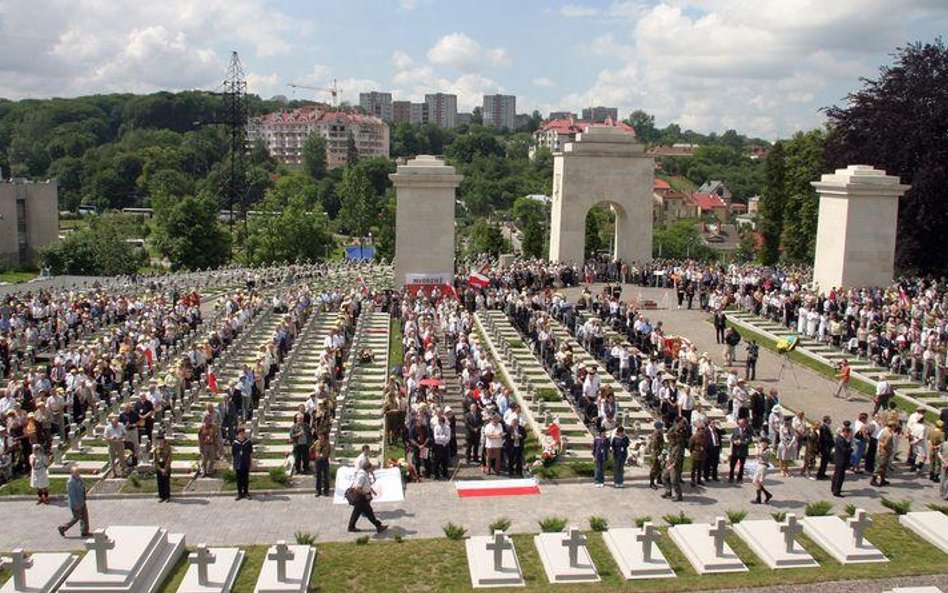 Uroczystość otwarcia Cmentarza Orląt Lwowskich