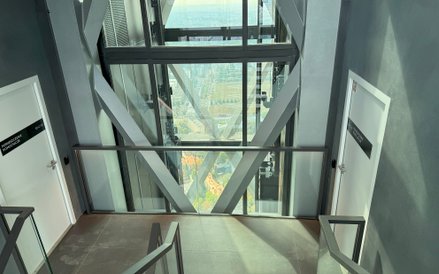 Winda na szczyt wjeżdża w niespełna pół minuty