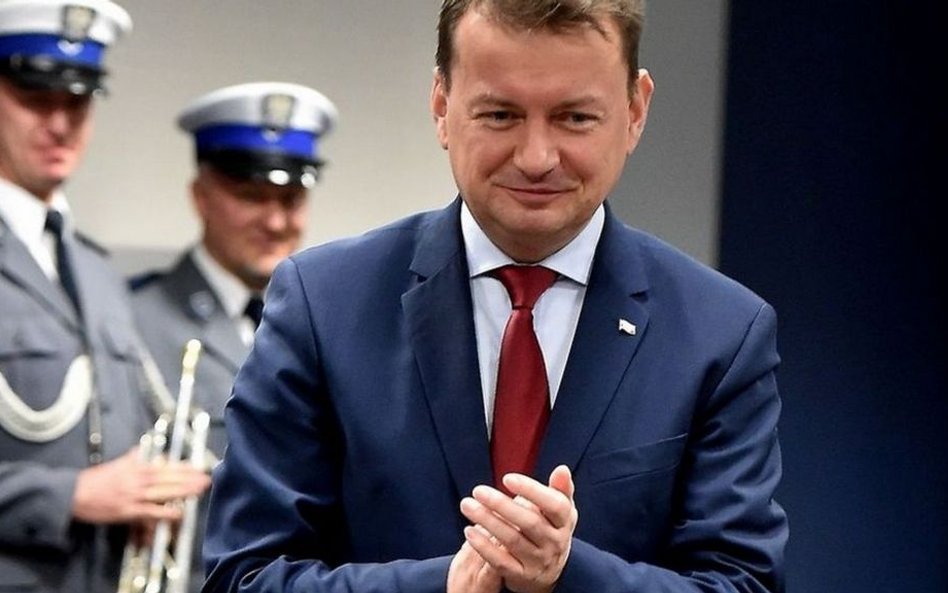 Mariusz Błaszczak dał nagrody szefom służb