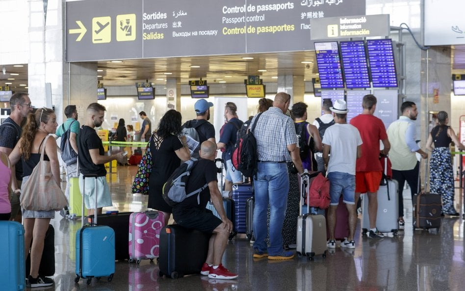 Lotnisko w Barcelonie powiększy terminal. "Będą utrudnienia"