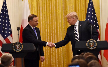 Pokerowa zagrywka Andrzeja Dudy w relacjach z Donaldem Trumpem