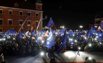 Prounijna demonstracja w Warszawie