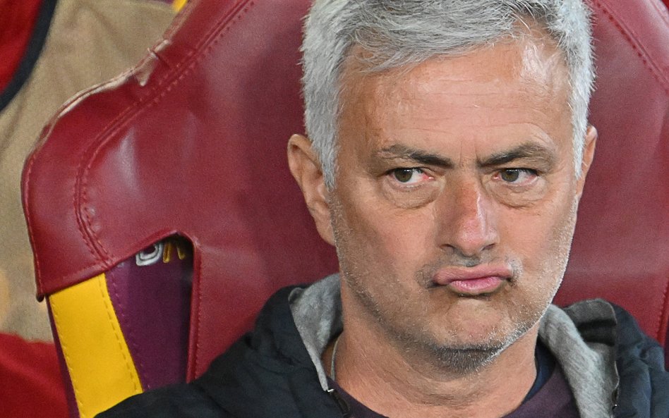 Jose Mourinho wraca na salony