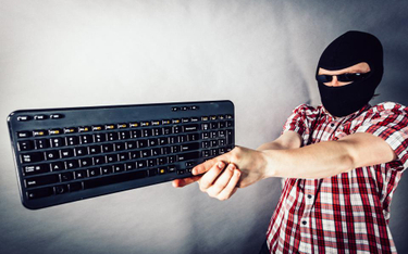 Hejt, groźby, cyberprzemoc, seksualne wykorzystywanie dzieci -zgłoś nielegalne treści w internecie