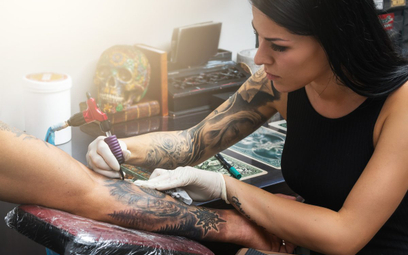 Tatuaż – studio tatuażu ma prawo do 8-proc. stawki VAT