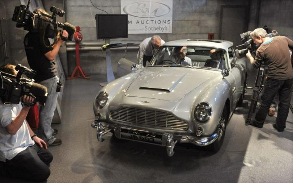 Aston martin DB5