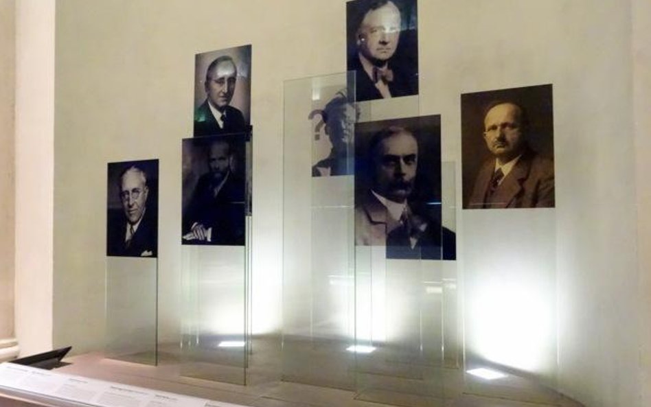 Naukowcy Nobliści związani z Uniwersytetem